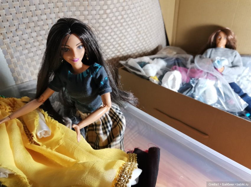 Сборы в город S. Сёстры Ч