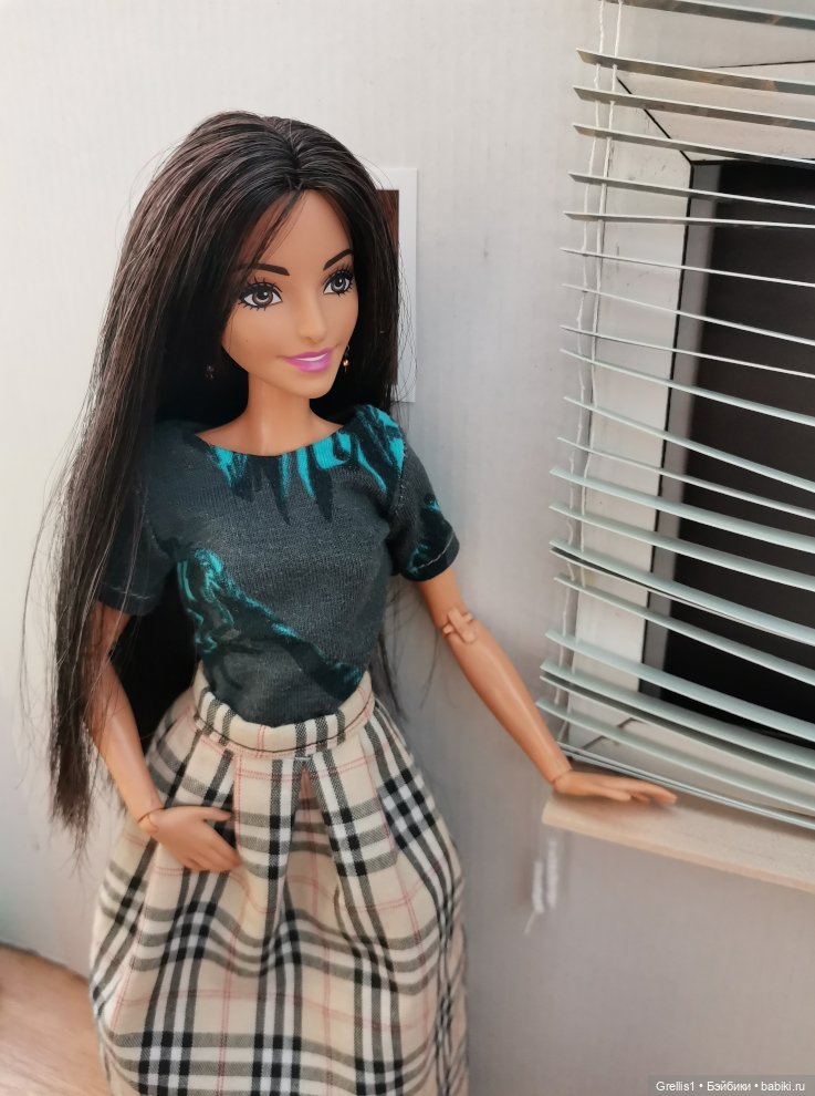 Сборы в город S. Сёстры Ч