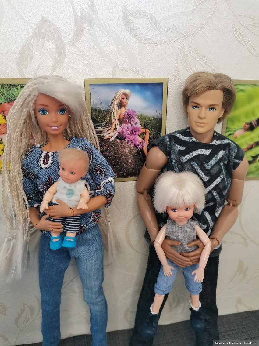 Цветы и люди. Выставка в фойе театра "Авангард"