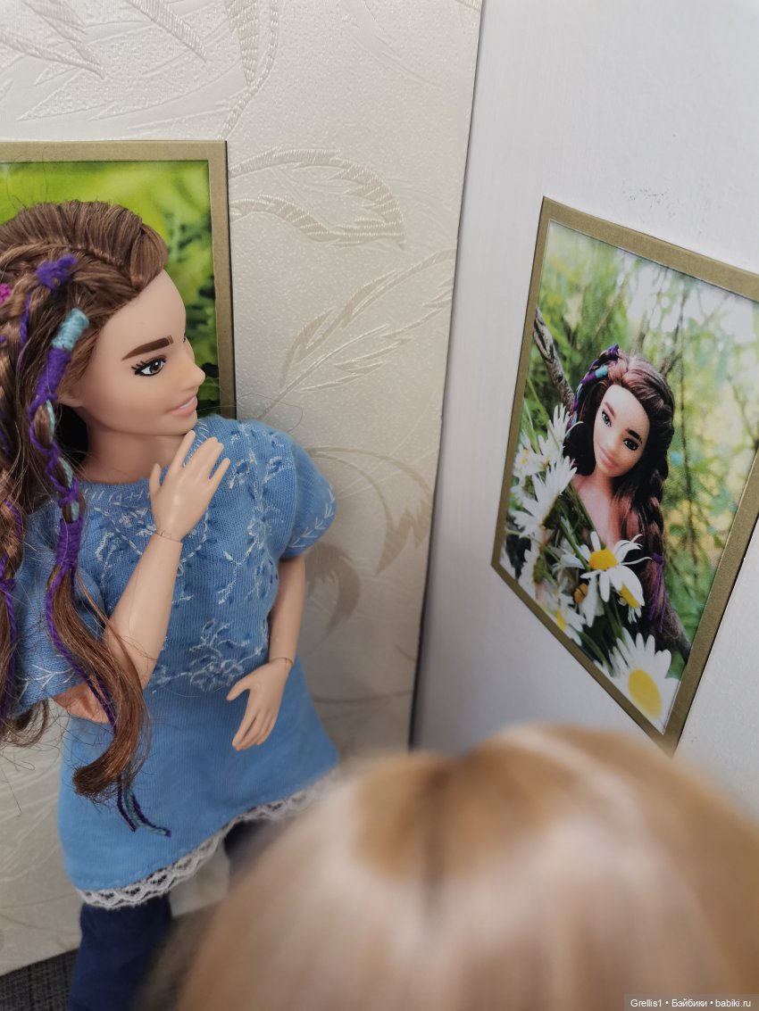 Цветы и люди. Выставка в фойе театра "Авангард"