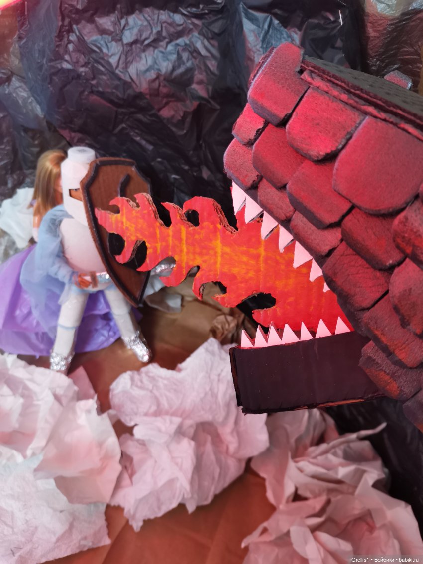 Экологический спектакль "Замусоренная история"