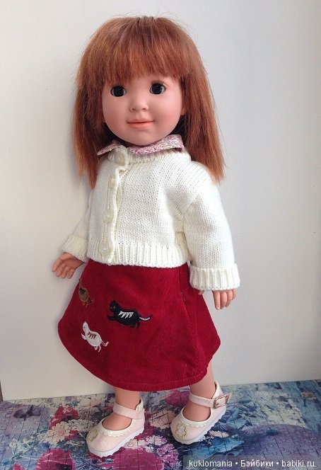 Куколка в новой одежде стала даже интересней