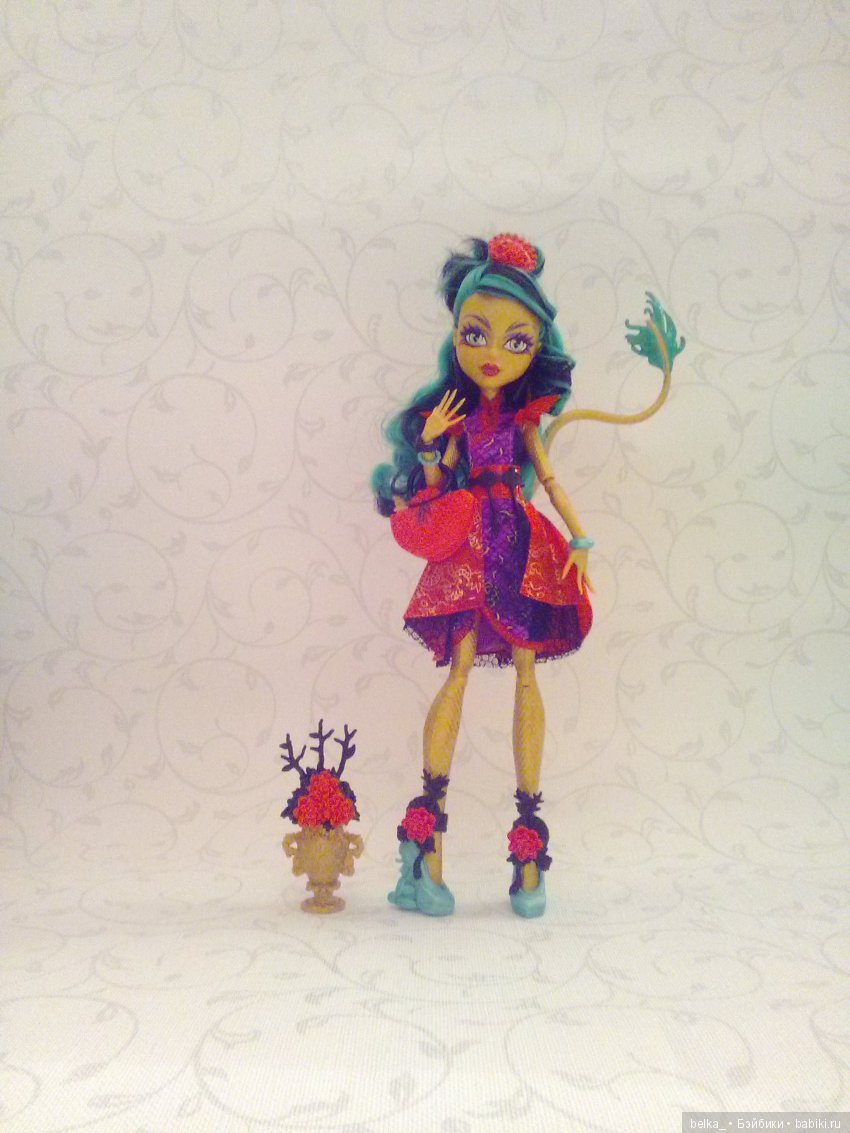 Monster High - Gloom and Bloom - 2017 апрель