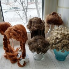 Лот винтажных паричков для больших кукол. Размер 16-15.