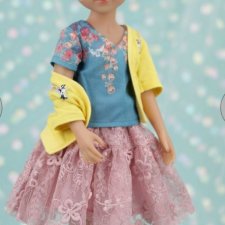 Аутфит от Джунипер, Руби Ред 37 см.