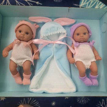 Приехали пупсята-близняшки