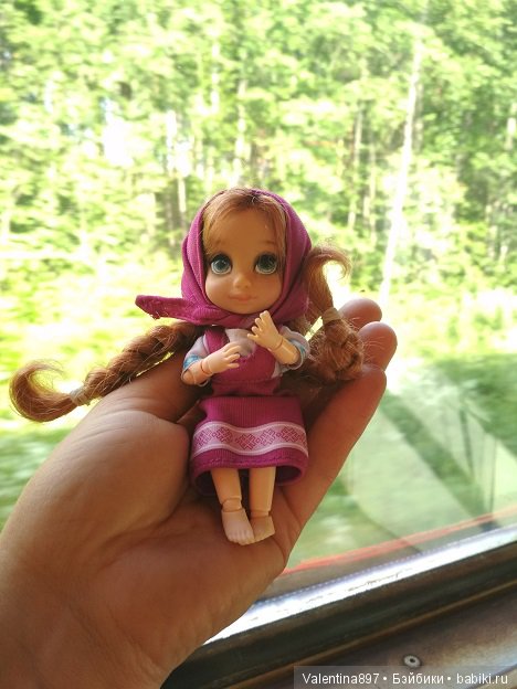 Дачные зарисовки, Девчата отдыхают)