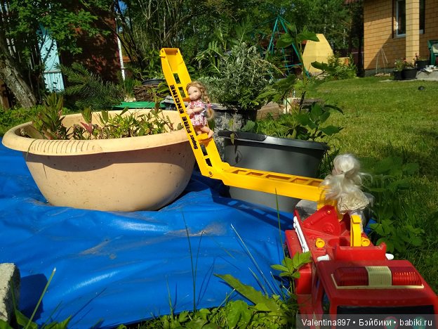 Дачные зарисовки, Девчата отдыхают) (фото 4)