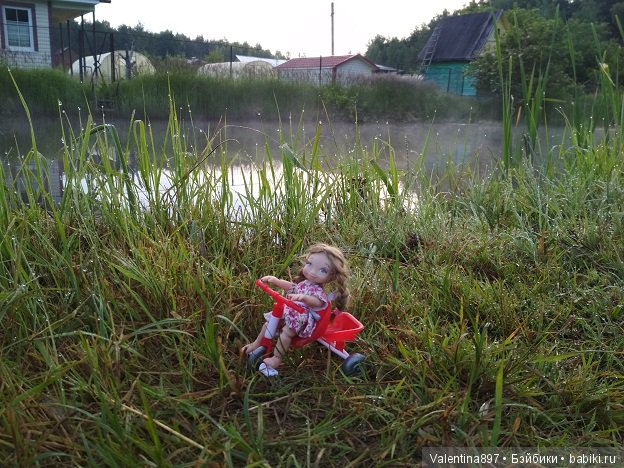 Дачные зарисовки, Девчата отдыхают)