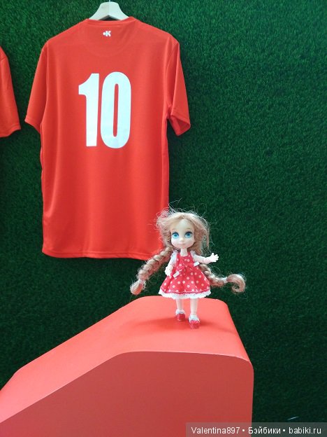 Фан зона на Воробьевых горах, разочарование от посещения центра Москвы,Смотрим футбол в метро, болеем за наших (фото 2)