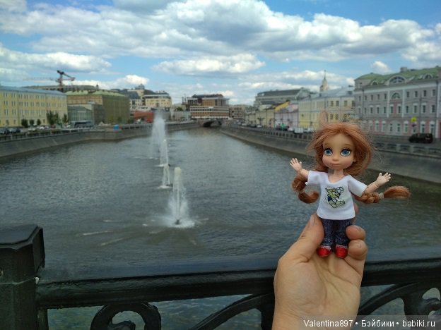 Фан зона на Воробьевых горах, разочарование от посещения центра Москвы,Смотрим футбол в метро, болеем за наших