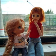 Радушка и Даринка...Дачные зарисовки