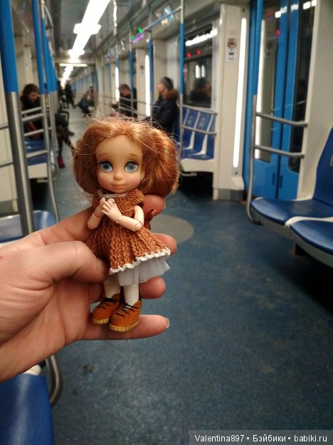 Даринка в гостях у геологов