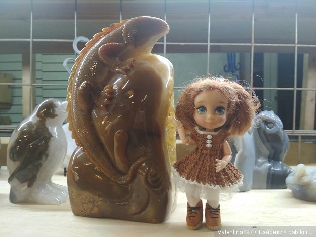 Даринка в гостях у геологов