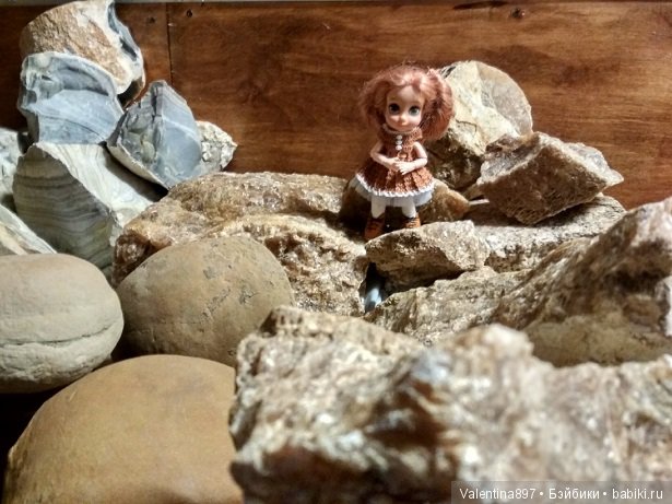 Даринка в гостях у геологов