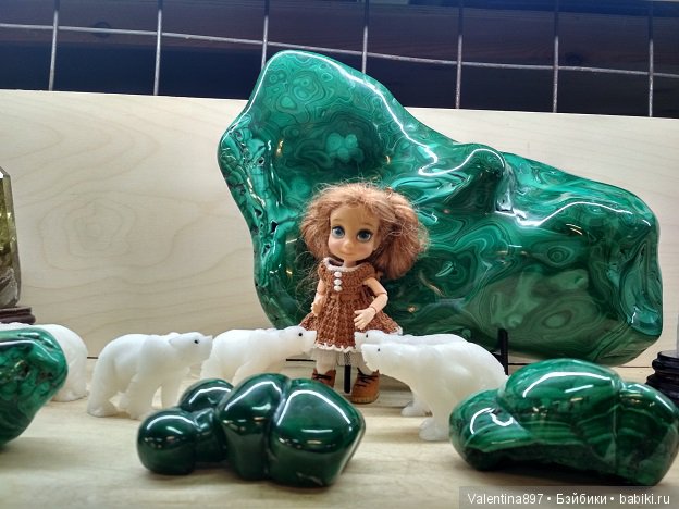 Даринка в гостях у геологов