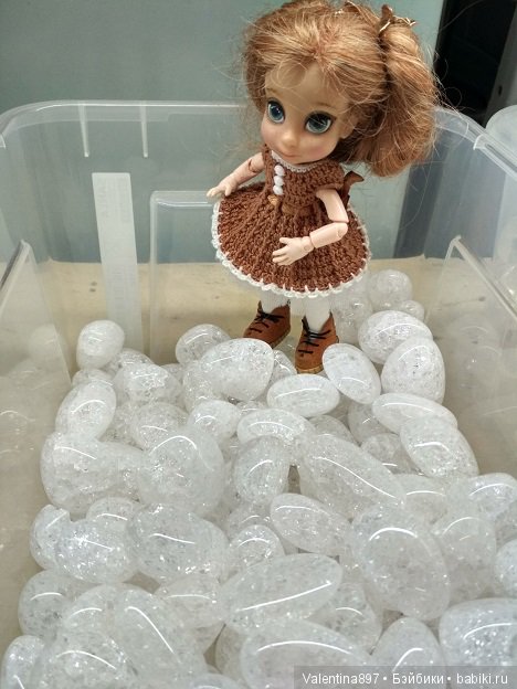 Даринка в гостях у геологов