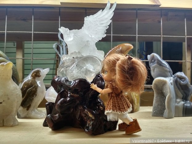 Даринка в гостях у геологов