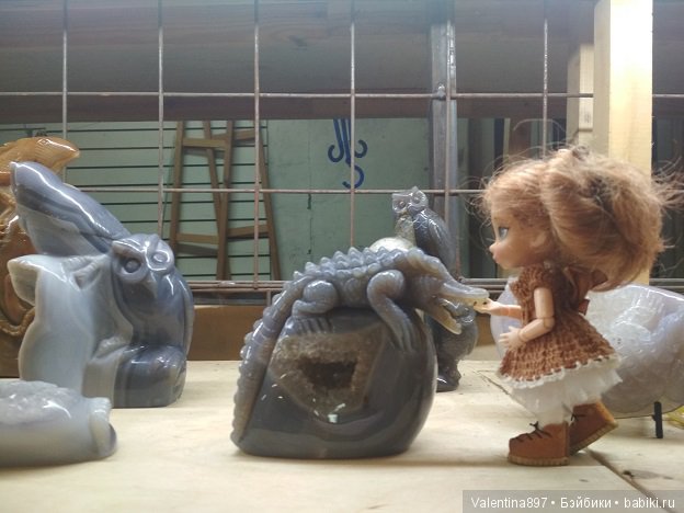 Даринка в гостях у геологов