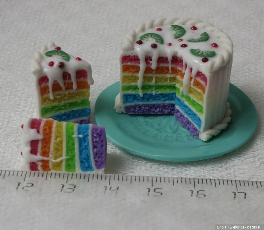 Радужные тортики — Кукольная миниатюра своими руками: еда (фото 3)