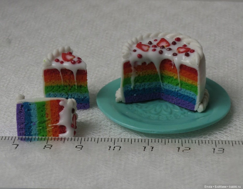 Радужные тортики — Кукольная миниатюра своими руками: еда (фото 4)