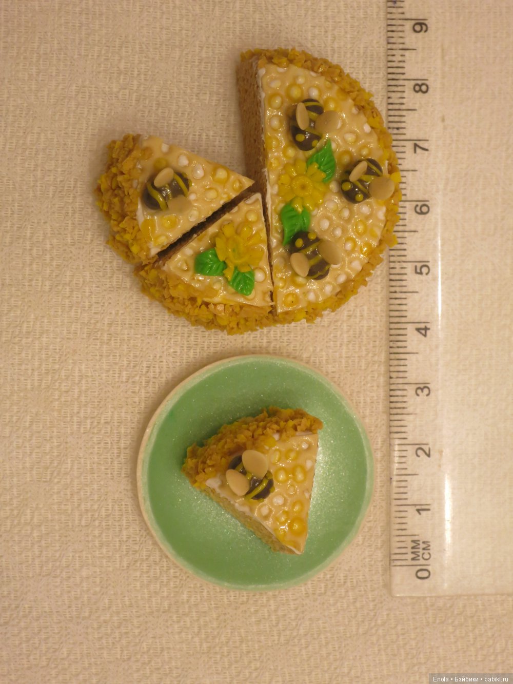 Торт-медовик к чаю для кукол (фото 2)