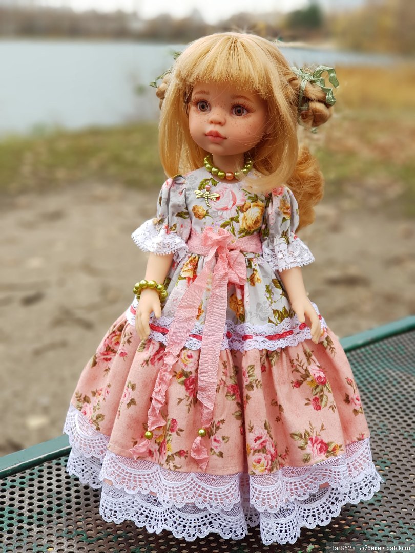 Моя красавица от этого автора. И я ее обожаю!!)