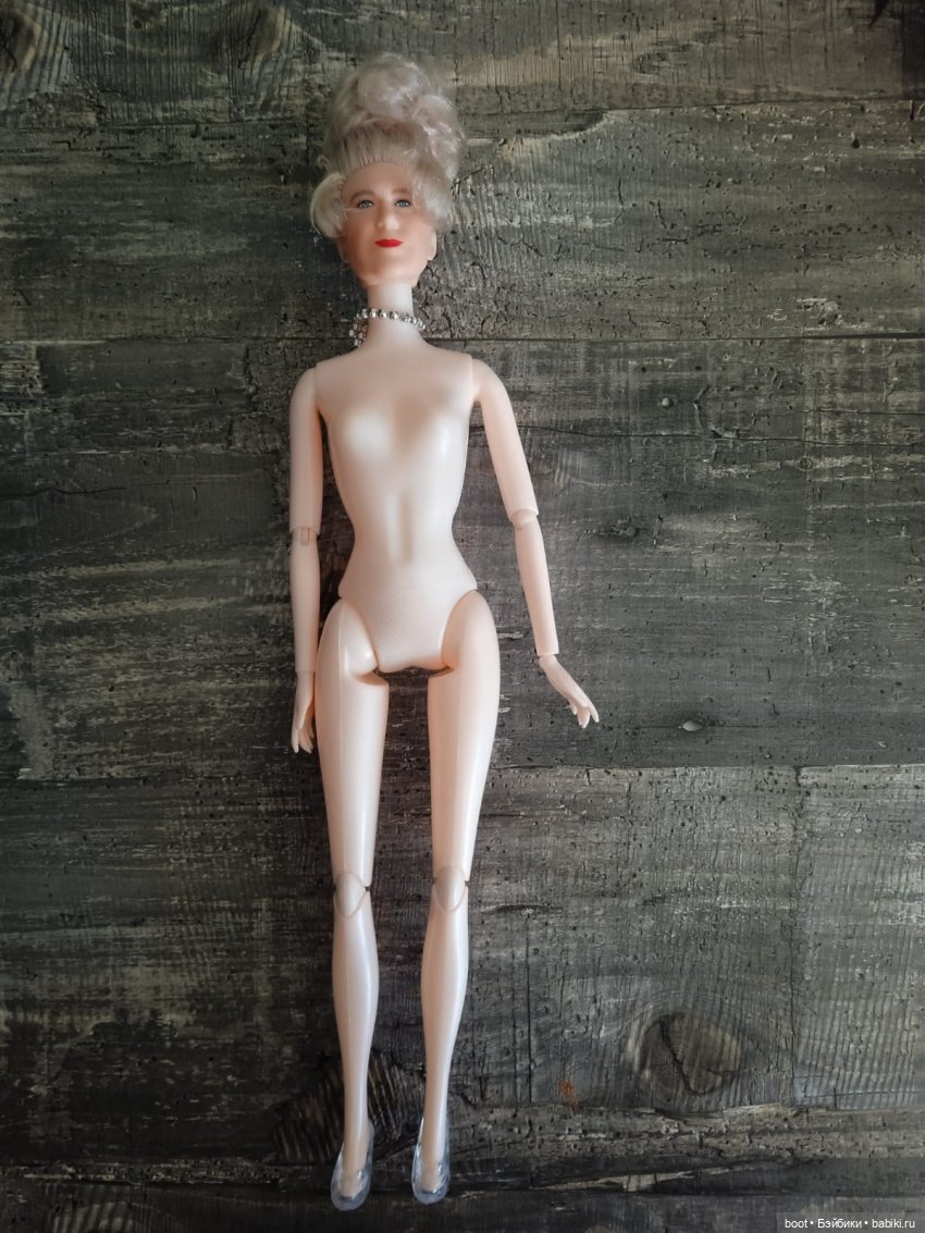 Королева маде ин Чайна (обзор) | Бэйбики Королева маде ин Чайна (обзор) (фото 4)