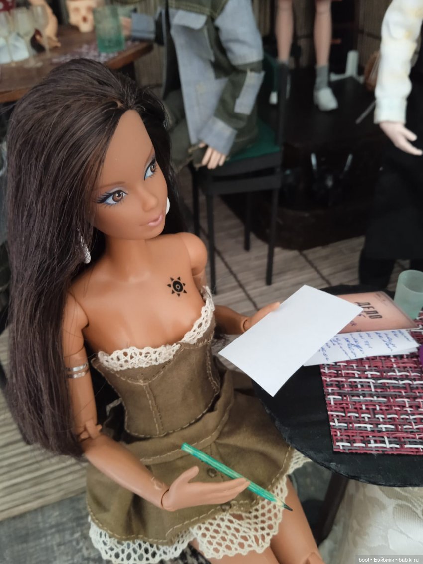 Королева маде ин Чайна (обзор) | Бэйбики Королева маде ин Чайна (обзор) (фото 9)