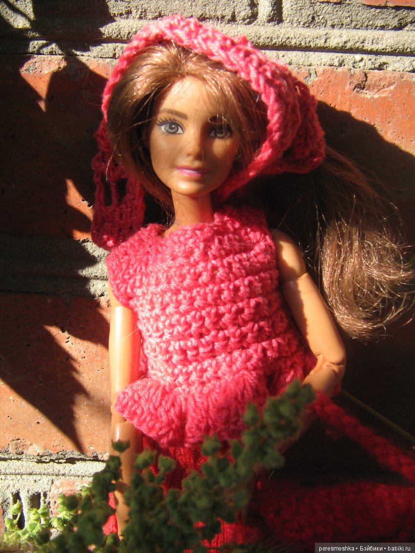 И снова - дочкины кукляшки. На пороге осени