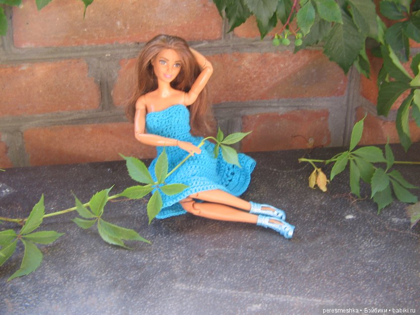 И снова - дочкины кукляшки. На пороге осени