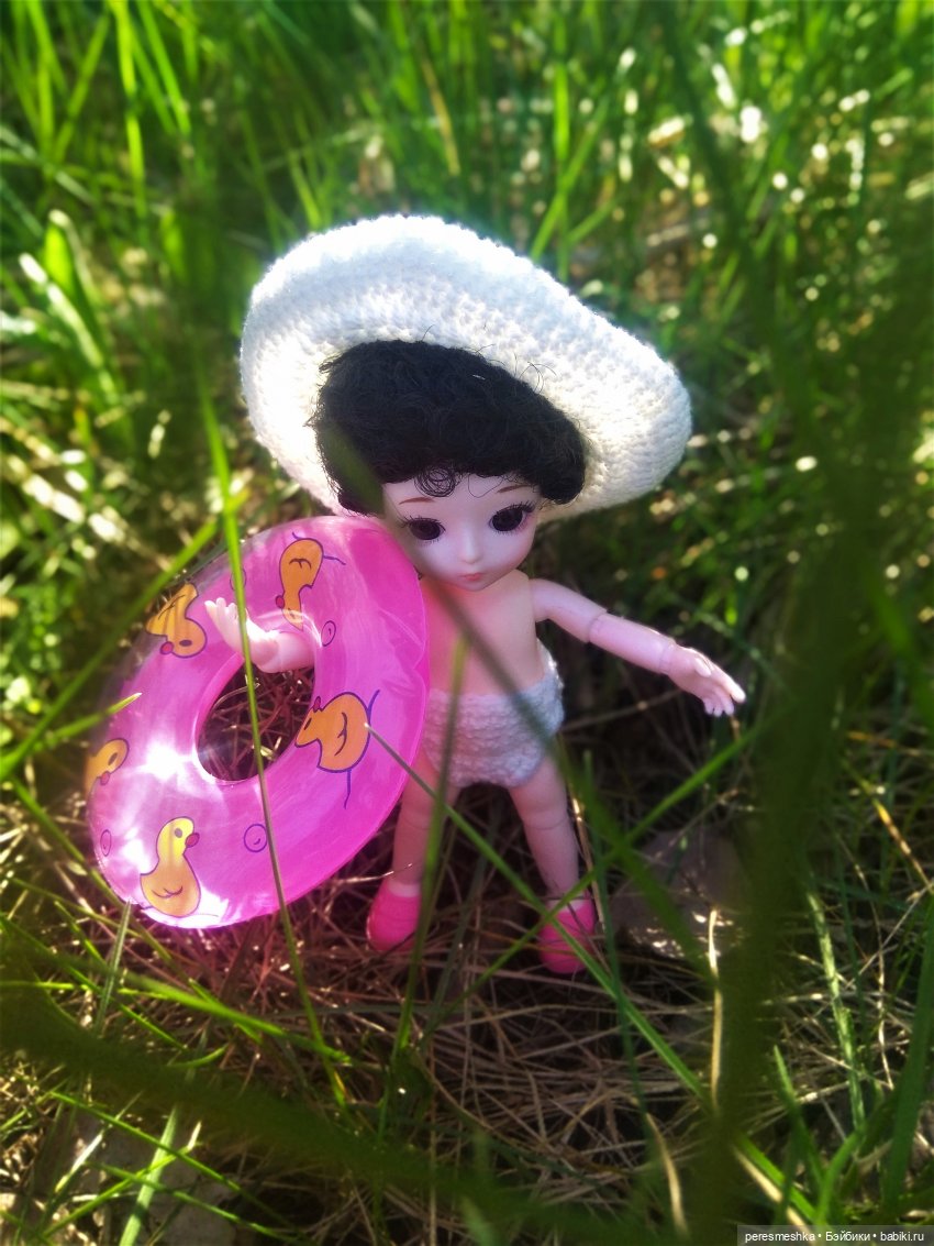 Первое солнце, первая весна... Мы идем гулять