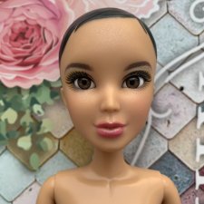 Кукла Liv "Белая королева" Кукла Liv "Белая королева"