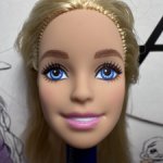 Голова Барби йоги "Безграничные движения" Милли 2024 год