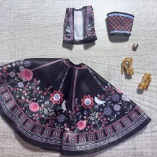 Китайский аутфит, пародия на Дивали