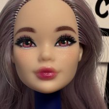 Голова русалки Одиль с сиреневыми волосами