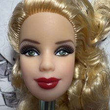 Голова Барби Праздничная 2012 год