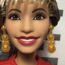 Барби Изабель Альенде