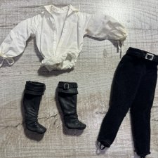 Аутфит Кена Джуд Деверо "Мститель". 1995 год