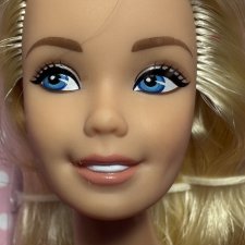 Барби Эндрю Мукамал