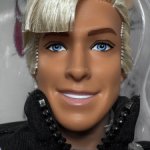 Кен Райан Гослинг из сета "Сцена у костра" по фильму "Барби" (2)