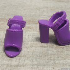 Сиреневые босоножки для Барби