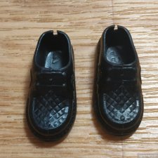 Нестандартная обувь для Кена