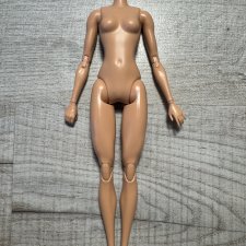 Тело Барби Чудо-женщины выпуск в честь 85-летия (2)