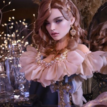 Парики с украшениями