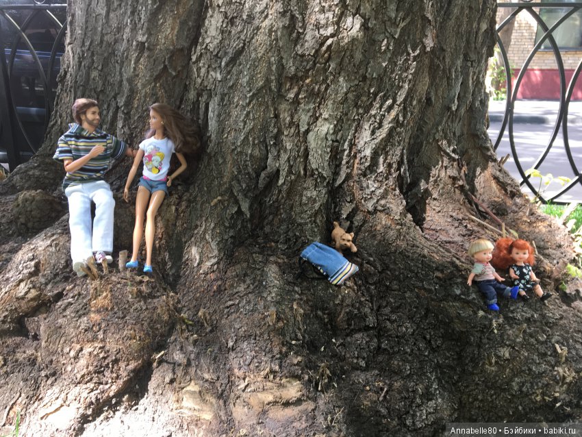 Пикник в старом парке или двойное свидание