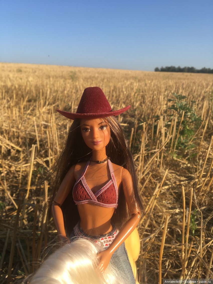Только мы с конём — Куклы Barbie (Барби): Looks (фото 10)