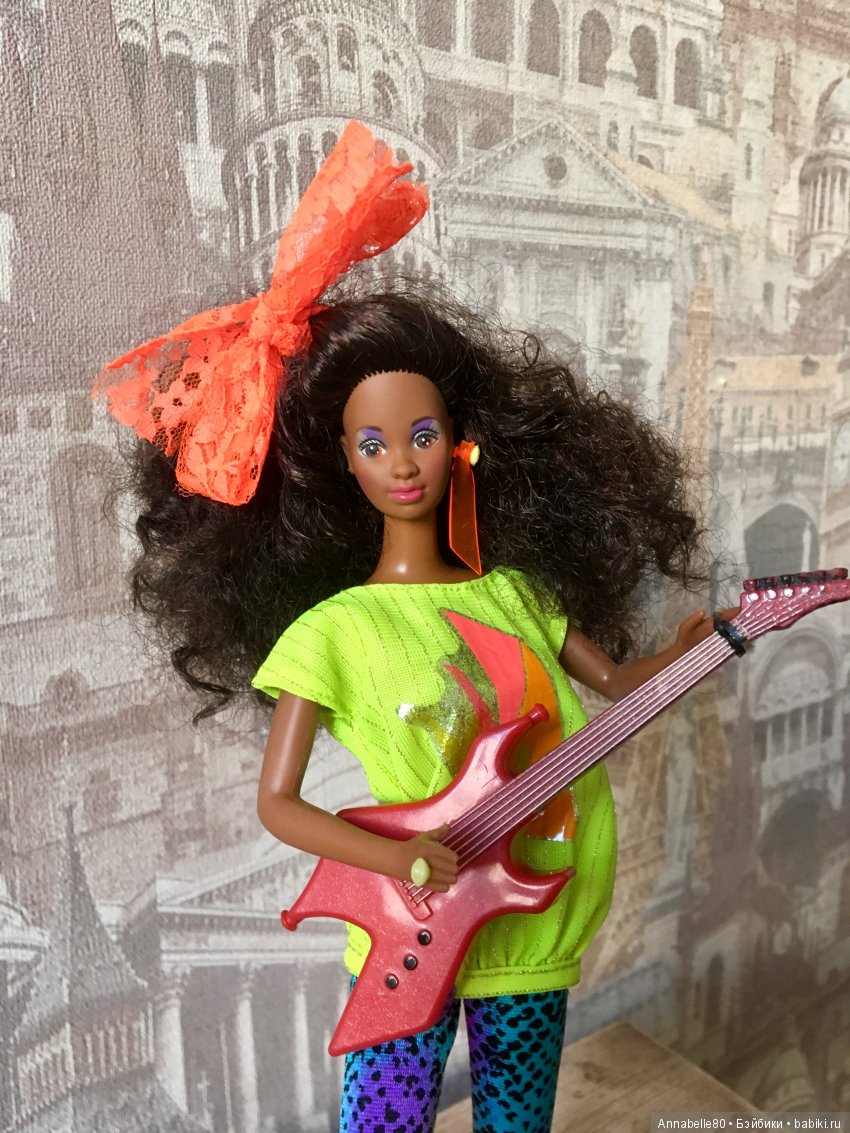 Barbie and the rockers dee dee 2025