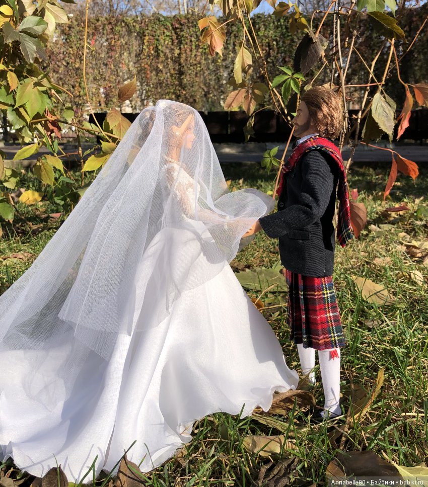 Хранитель. Свадебный альбом: Молодожены