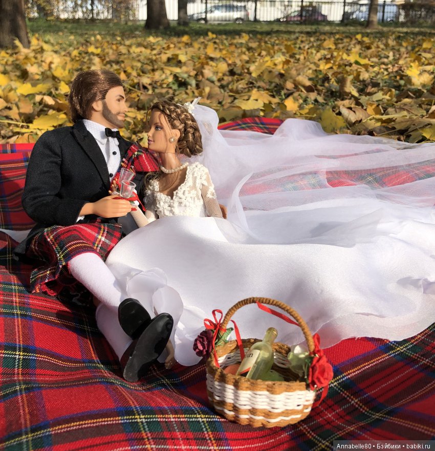 Хранитель. Свадебный альбом: Молодожены